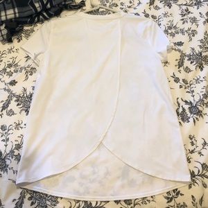 Athleta tulip-back tee NWOT